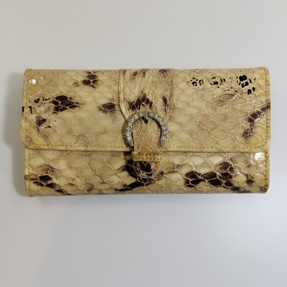 Guang Tong Faux Snakeskin Wallet